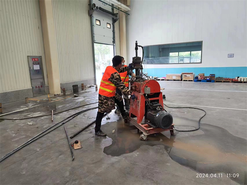 硚口厂房地面下沉塌陷注浆加固施工